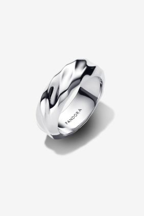 Pandora Anillo Banda Ancha Ondulada Plata de primera ley