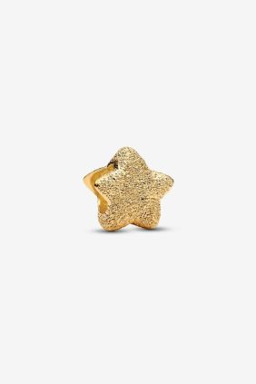 Charm Mini Estrella Textura Recubrimiento en oro de 14k