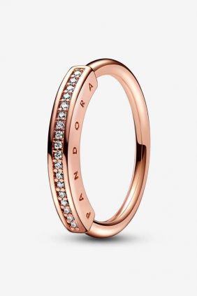 Comprar online Anillo Pandora Signature I-D Pavé 182283C01