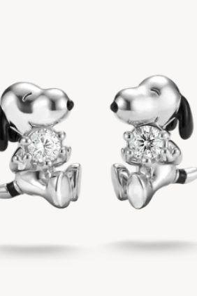 Thomas Sabo Peanuts™ Pendientes de botón Snoopy con circonita blanca