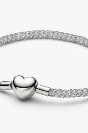 Pandora Pulsera Cadena de Tachuelas con Cierre de Corazón